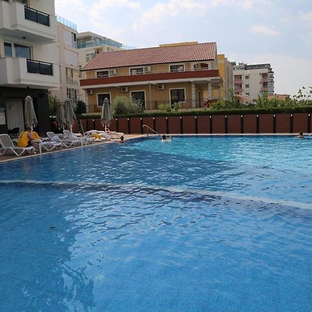 Shëngjin Riviera Palace מראה חיצוני תמונה